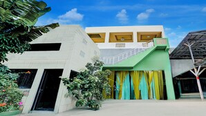 Unclassified image, 2 of 15, button - OYO 94778 Seven Residence (Bekasi)