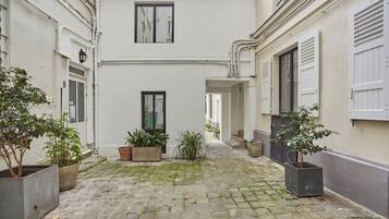 Apartment | Exterior detail