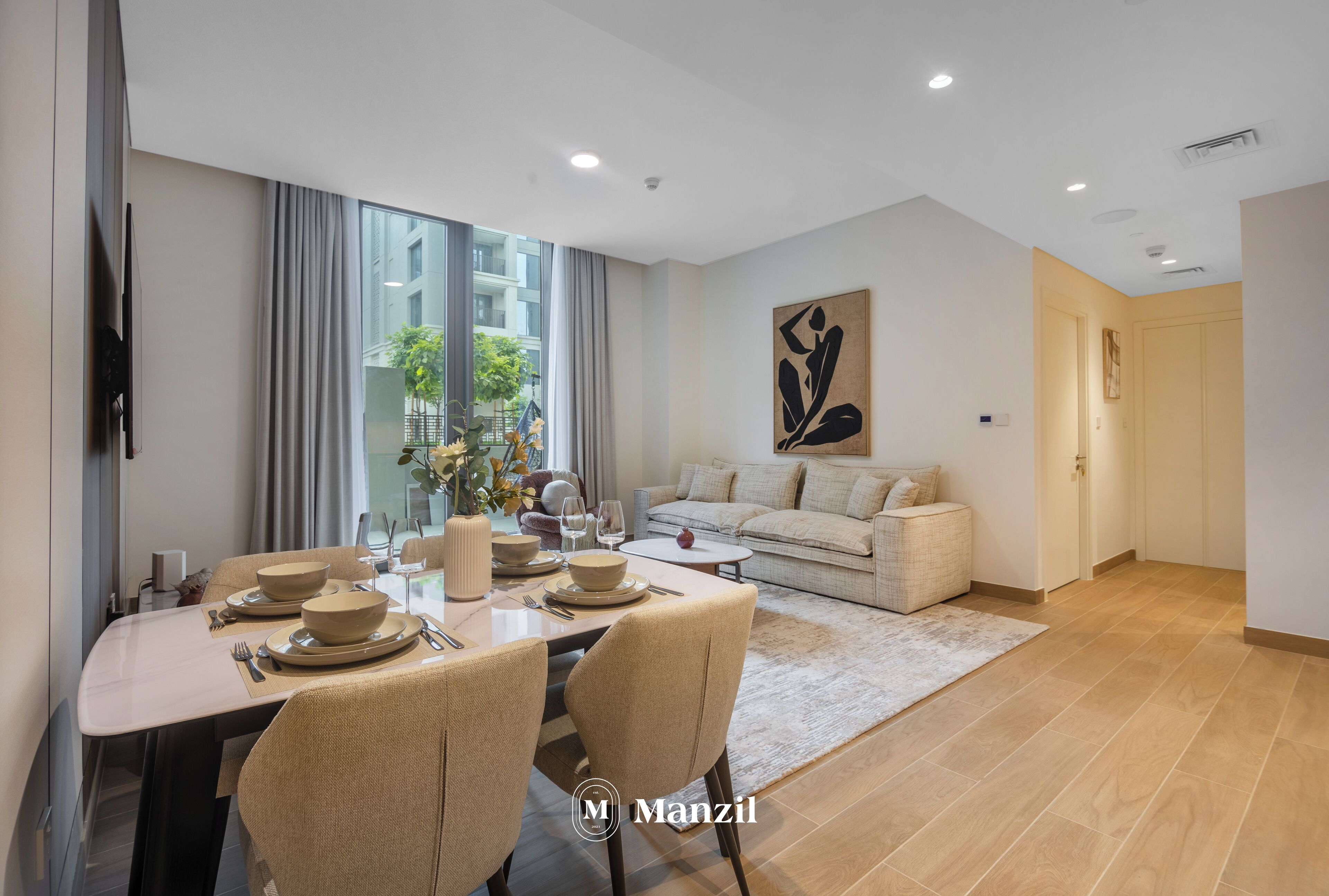 Apartamento superluxo, varanda | Área de estar
