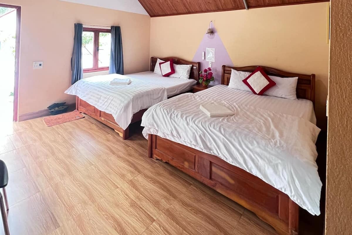 Superior Double Room, Mountain View | Hypo-allergenic bedding, down comforters, memory foam beds, minibar