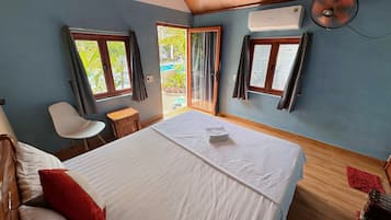 Habitación doble superior, vista a la montaña | Ropa de cama hipoalergénica, edredón y camas con efecto memoria