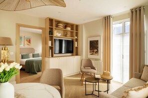 Apartment | Blackout curtains, soundproofing, free WiFi