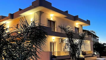 Fachada del alojamiento