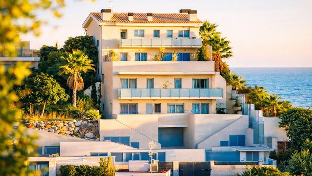 Exterior - Duplex in Sitges with sea views, parking, terrace, balcony (Sitges)