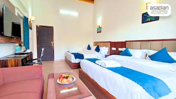 Desk, laptop workspace, soundproofing, free WiFi