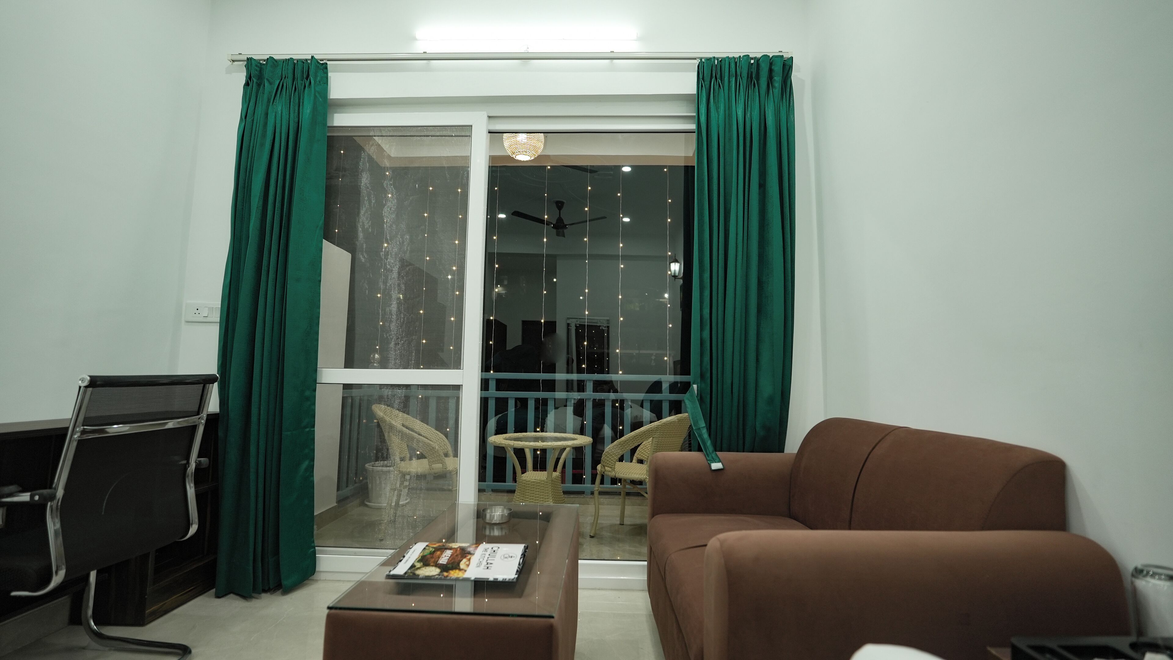 Einzelzimmer, Bergblick | Schreibtisch, laptopgeeigneter Arbeitsplatz, kostenloses WLAN