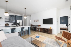 5 chambres, bureau, fer et planche à repasser, Wi-Fi gratuit