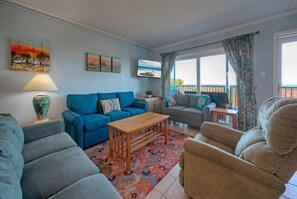 Smart TV, fireplace, offices