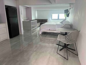 2 chambres, fer et planche à repasser, accès Internet, draps fournis