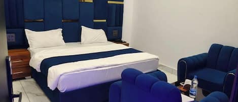 Basic Double Room, City View | Desk, free WiFi, bed sheets