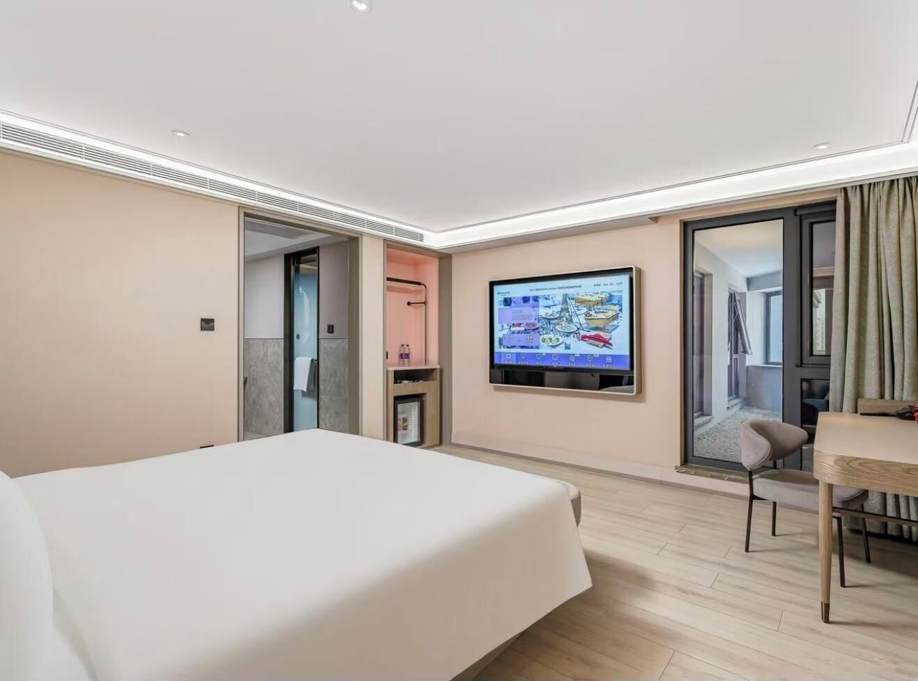 Privilege, Room, 1 King Bed