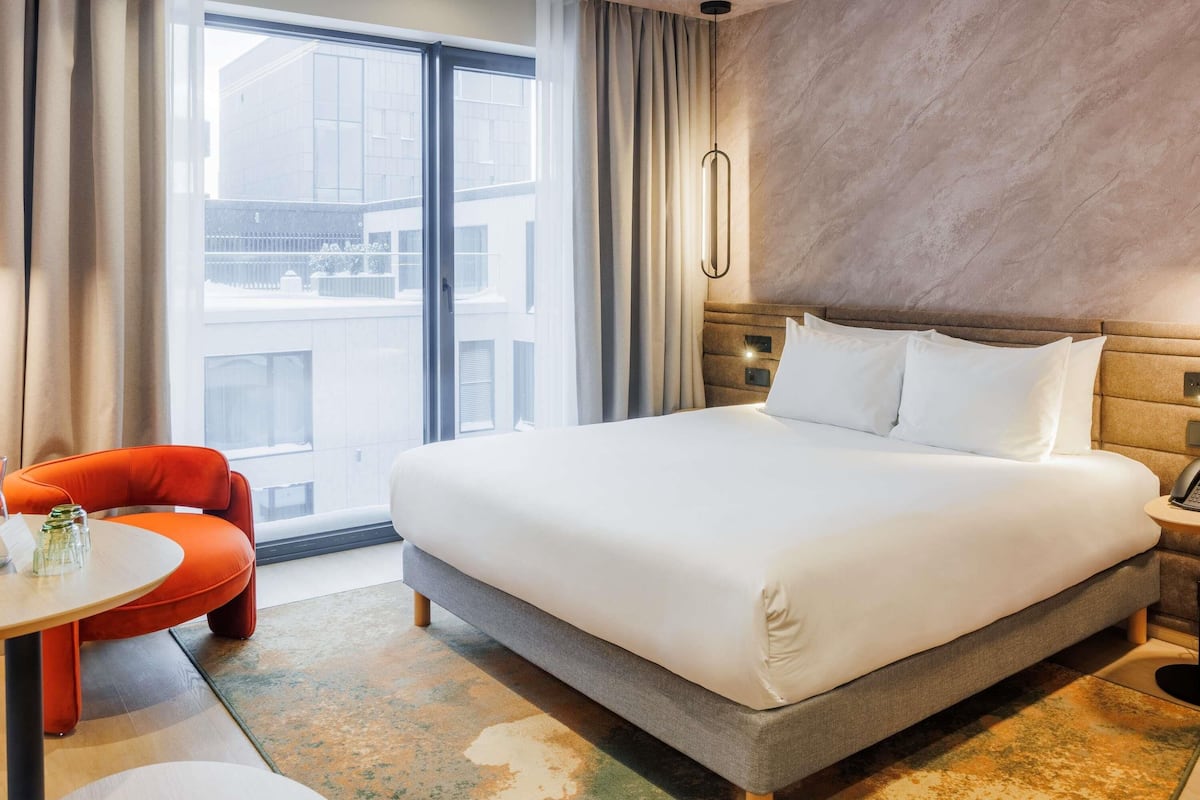 Minibar, in-room safe, desk, blackout curtains