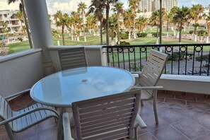 Outdoor dining - Sandy Beach 2BR/2BA Lovely Condo (Puerto Peñasco)