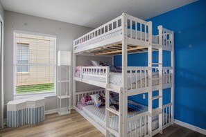 5 Schlafzimmer, BĂŒgeleisen/BĂŒgelbrett, kostenloses WLAN, BettwĂ€sche