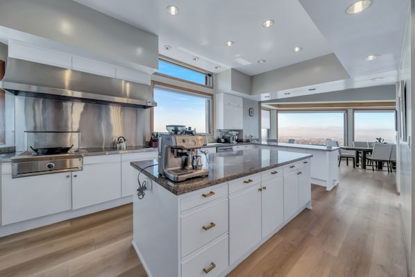 Microwave, oven, stovetop, dishwasher
