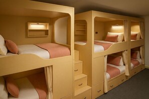 Comfort Shared Dormitory | Free WiFi