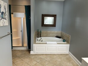 Hair dryer, towels - Luxury 4 Bedroom, Arnold Palmer Occano Coastal Club, The Inn (Merry Hill)