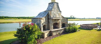 Sutton Room - Occano Arnold Palmer Signature Golf Community