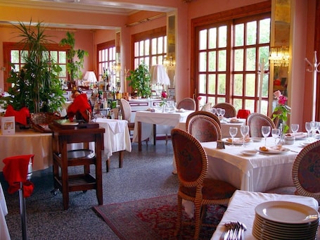 Restaurant. HOTEL DEL CARME