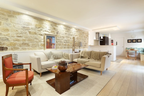 Apartment | Living area
