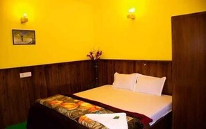Deluxe Room, Garden View | Free WiFi