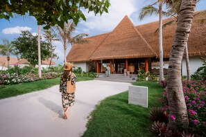 Sauna, steam room, 8 treatment rooms - Meyyafushi Maldives - Premium All Inclusive (Meyyafushi)