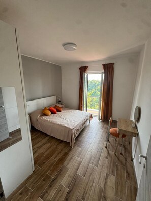 3 chambres, Wi-Fi, draps fournis