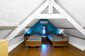 3 sovrum, strykjärn/strykbräda och sängkläder