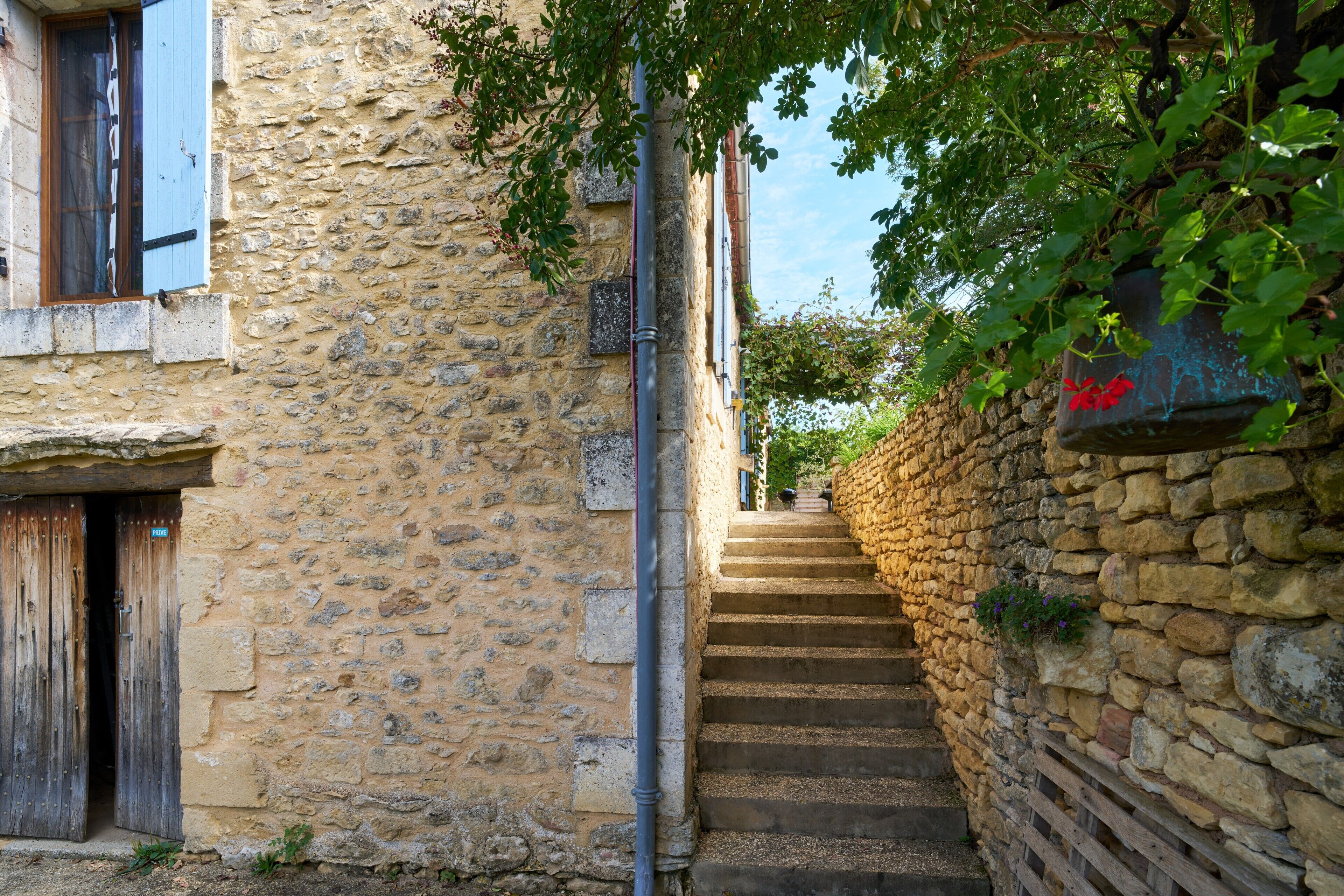 Enceinte de l’hébergement