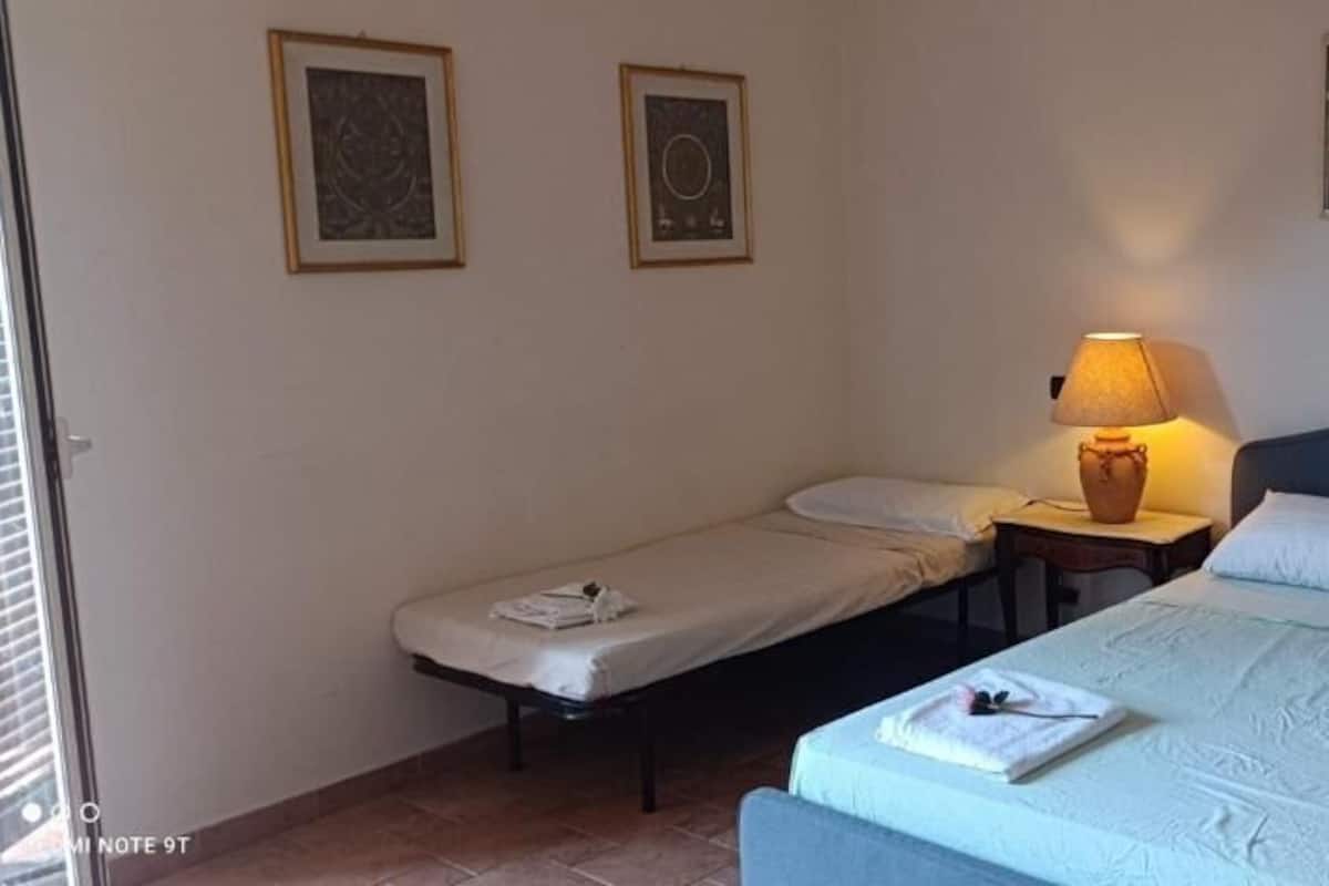 Family Triple Room, Balcony, Garden View | WiFi (free)