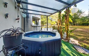 Terrace/patio - 3 bedroom stunning home in Sarliac (Sarliac)
