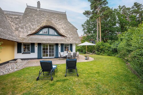 Breathe in the sea air at Dünenhaus Aurelia - just a few steps from the Baltic Sea beach