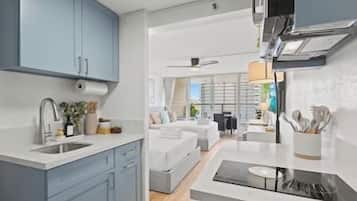 Placa de cocina, utensilios de cocina