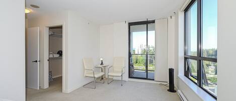 3 Schlafzimmer, Schreibtisch, Bügeleisen/Bügelbrett, kostenloses WLAN