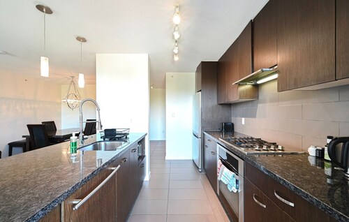 Private Guest Suite, One Parking Space