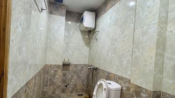 تجهيزات دش، مجففات شعر، خف للقدمين، مناشف