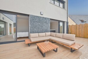 Terrace/patio - Villa for 9 - Heated Pool - Jacuzzi - petanque (Plouguerneau)