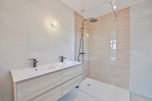 Dusche, Haartrockner