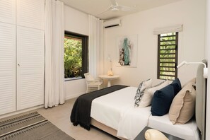 6 bedrooms, in-room safe, iron/ironing board, free WiFi