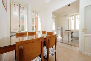 Property - Apartment in Rome with 2 bedrooms sleeps 6 (Rome)