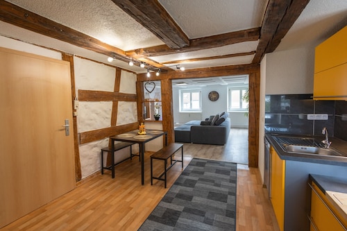 Apartment 'Alexandra' mit gemeinsamer Terrasse, Gemeinschaftsgarten und WLAN