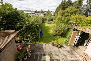 Property grounds - Apartment 'Alexandra' with Shared Terrace, Shared Garden and Wi-Fi (Aldingen)