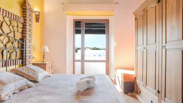 2 dormitorios, tabla de planchar con plancha, wifi y ropa de cama