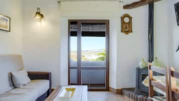 Televisie en een open haard