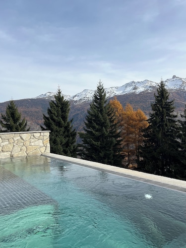 Dent Blanche Resort - TemptingPlaces Collection