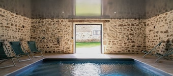 So Villa Le Chalet (58) - Indoor pool - Basketball - 2h from Lyon - 45p.