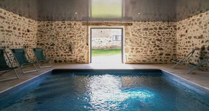 So Villa Le Chalet (58) - Indoor pool - Basketball - 2h from Lyon - 45p.