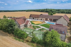 Sports court - So Villa Bois Lecomte (28) - Indoor and outdoor pool - Padel - 2h from Paris - 60p. (Saint-Eliph)