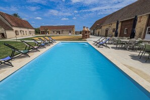 Pool - So Villa Bois Lecomte (28) - Indoor and outdoor pool - Padel - 2h from Paris - 60p. (Saint-Eliph)