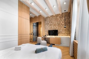 In-room safe, iron/ironing board, free WiFi